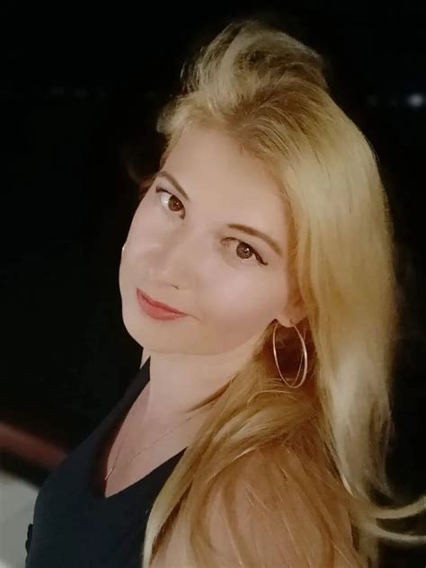 Rencontrez Olga Femme Ukrainienne Odessa 37 Ans ID19046 Profils