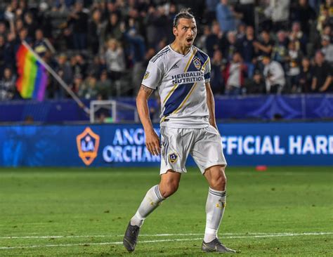 Zlatan Ibrahimovic Lights Up Mls With Perfect Hat Trick In La Derby