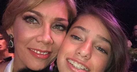 “tenemos Diferentes Ideales” Hija De Cynthia Klitbo Ofreció Disculpas