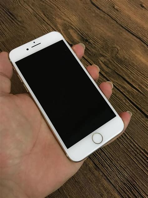 不完美也值？網友僅1800就收到了卡貼機iphone 7！ 每日頭條