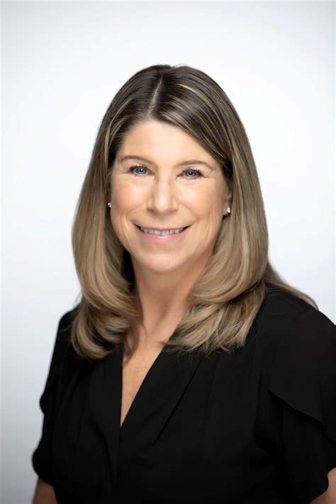 Darlene Yeakel Houlihan: Memorial and Obituary Details 33