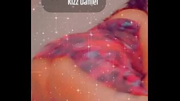 mollige Königin schüttelt ihren großen sexy tätowierten Hintern XVIDEOS
