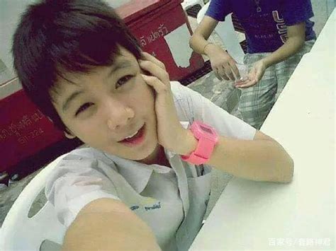 Hot girl trà sữa Thái Lan khiến dân mạng xao xuyến dù bản thân không giấu diếm chuyện chuyển