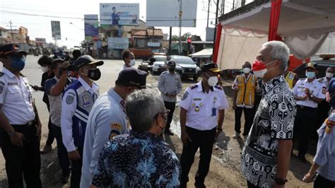 Waduh Ganjar Dapati Jalur Alternatif Mudik Ini Rusak Genpi Co Jateng