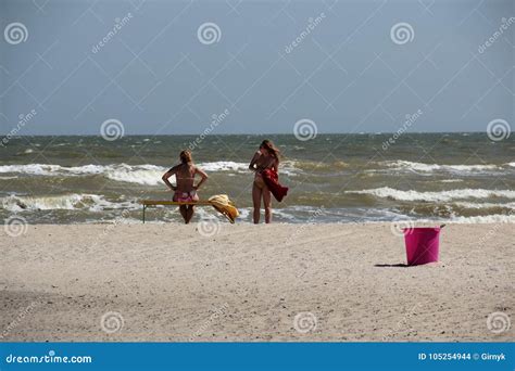 Seaside Of The Sea Of Azov Editorial Stock Image Image Of Azov