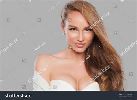 Beautiful Natural Woman Fashion Makeup Blonde Stock Photo Shutterstock