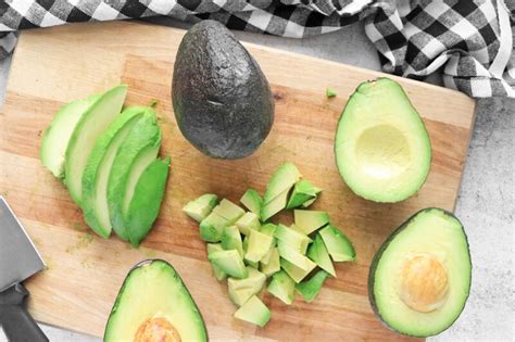 How to Cut an Avocado - Clean Green Simple