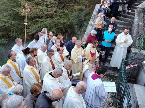 Imbersago La Madonna Del Bosco Accoglie L Arcivescovo Delpini Tutte