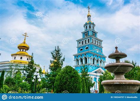 Catedral Ortodoxo Do Russo Em Tashkent Usbequist O Imagem De Stock