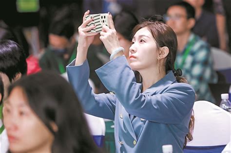 羊城晚报 广东生态建设迈向新阶段 企业齐宣言共建绿美广东