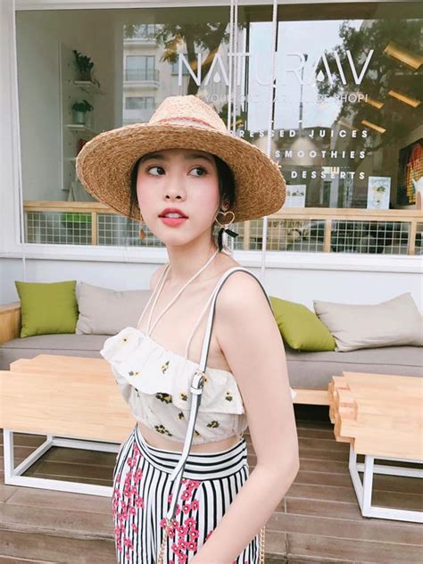 mương hóng clip Thái Ngọc San Cô bạn Sài Gòn xinh đẹp sexy hứa hẹn trở thành hot girl thế hệ