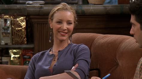 See How Lisa Kudrow Surprised Friends Fans In Humorously Sweet Video ...