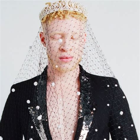 Pictures of Shaun Ross