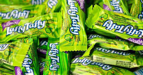 Laffy Taffy Sour Apple 145 Count Box Only 11 37 Shipped On Amazon