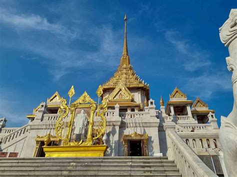 Como chegar no Wat Traimit, templo de Bangkok na Tailândia