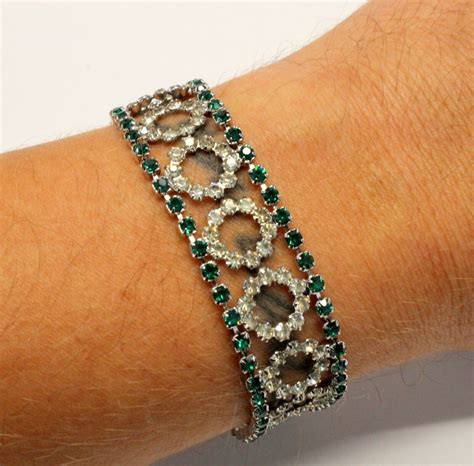 Signed Kramer Of Ny Emerald Green Rhinestone Bracelet… Gem