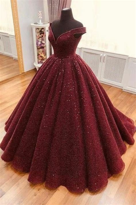 Pin By Paloma Barragan On Red Burgundy Prom Dress Long Burgundy Prom