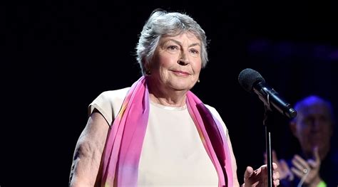 Helen Reddy Dead ‘i Am Woman Singer Dies At 78 Helen Reddy Rip