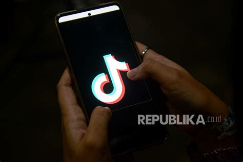 Nepal Ikuti Jejak India Larang Aplikasi Tiktok Republika Online