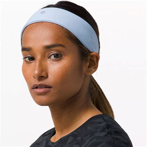 Best Workout Headbands In 2021 — Headbands For The Gym And Exercise