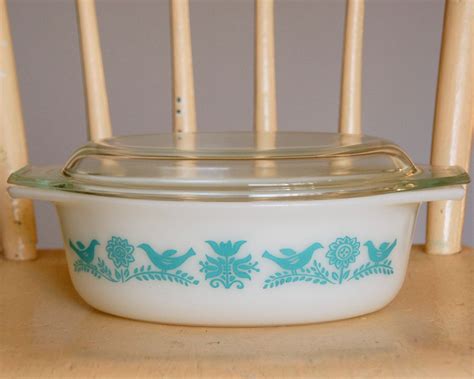 Pyrex Bluebird Casserole Vintage Covered Casserole Pyrex Turquoise 043 Aqua White Oval 15