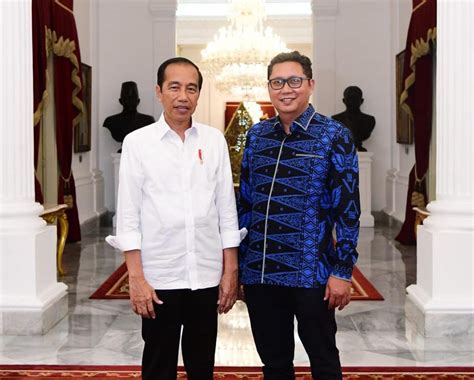 Inilah Tuntutan Honorer Banten Kepada Presiden Jokowi Di Istana Negara