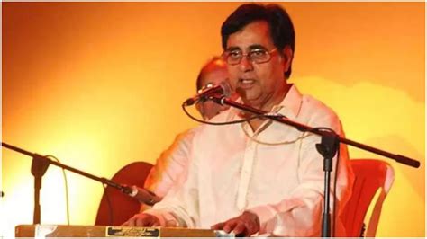 Jagjit Singh Death Anniversary आज भी लोगों के जहन में जिंदा हैं जगजीत