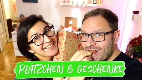 WEIHNACHTSSTIMMUNG PLÄTZCHEN VERZIEREN DEKORIEREN GESCHENKE