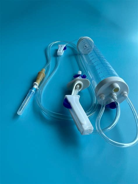 Ce Iso Approved Ml Ml Iv Burette Infusion Set Cc Cc