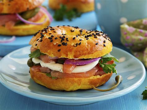 Recette Bagel au saumon fumé et mozzarella facile rapide