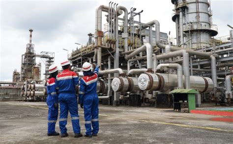 Metode Distribusi Supply Crude Di Pertamina Refinery Unit RU III