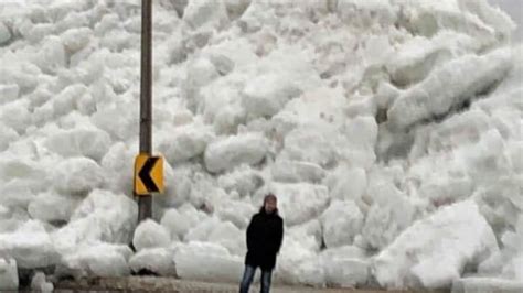 Tsunami de hielo sorprende en Estados Unidos Periódico AM