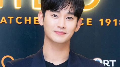 Profil Kim Soo Hyun Pemeran Utama Drama Hits Queen Of Tears Kilas Cimahi