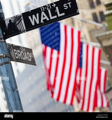 Wall street, New York, USA Stock Photo - Alamy