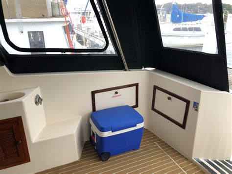 Markline 1000 Deluxe Flybridge Cruiser Diesel Very Clean For Sale