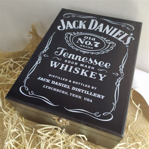 Whisky Jack Daniels KIT copo e dosador Desconto no Preço