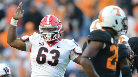 Uga Football Ol Sedrick Van Pran Talks Carson Beck And Team Identity