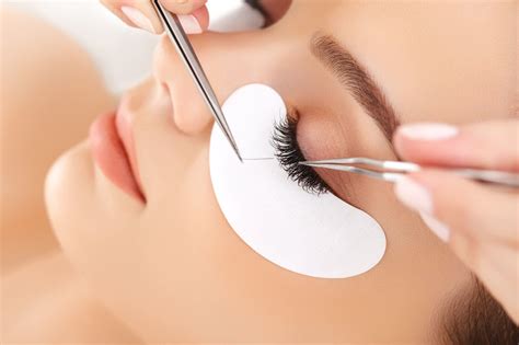 What Are A Lash Lift And Tint Hourglass Aesthetics Salon