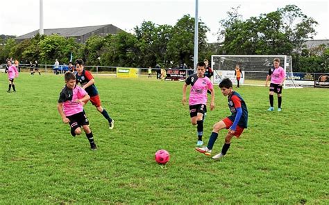 Succ S Sur Toute La Ligne Pour Le Tournoi U Du Landerneau Fc Foot Amateur Bretagne