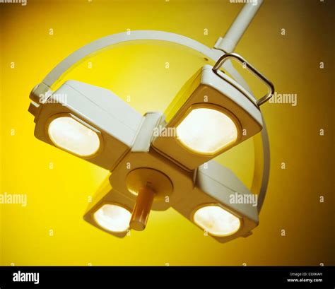 Operation theatre lighting hi-res stock photography and images - Alamy