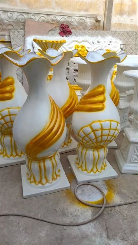 4 Feet Fiberglass Wedding Decoration Fiber Pot At Rs 1800 In Meerut