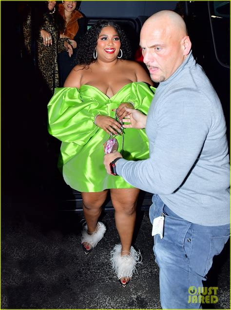 Lizzo Donald Glover And More Attend Snl After Party In Nyc Photo 4405965 Jason Sudeikis