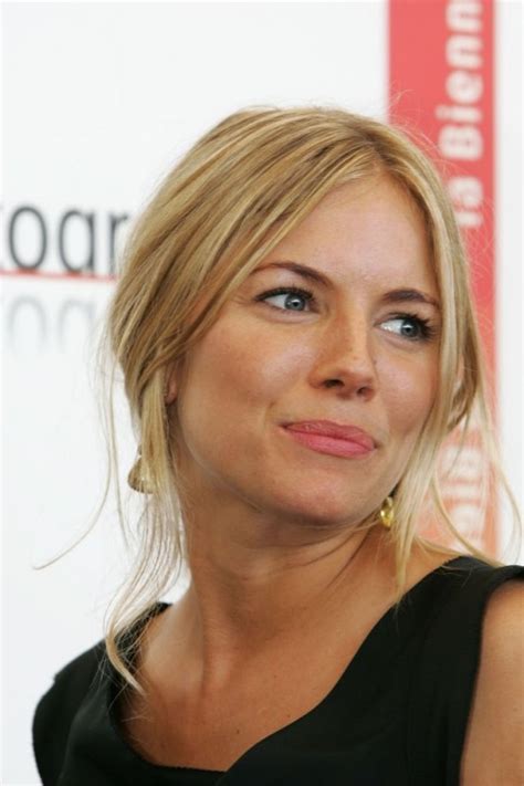 Sienna Miller A Venezia Per Presentare Casanova