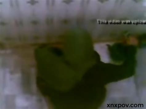 Indian Mallu Aunty Naked Playing With Her Juicy Milky Boobs