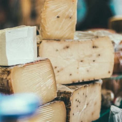 Le Mus E Du Fromage Ouvre Ses Portes Paris Un Voyage Gastronomique