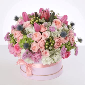 Box of Blooming - Alkadi Flowers