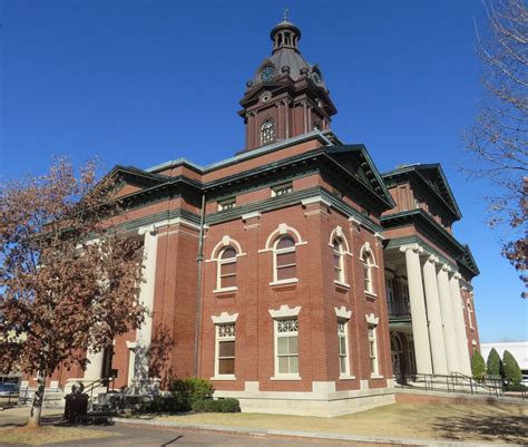 Coweta County Courthouse Newnan Georgia This Lovely Cla Flickr