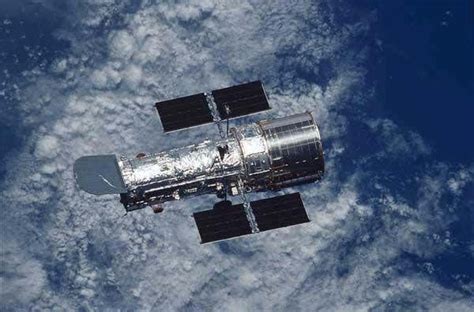 NASA attempts to revive Hubble's main camera | New Scientist