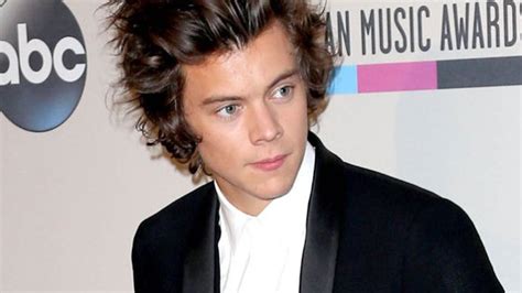 One Directions Harry Styles Is A Total Ladies Man But Can You Guess