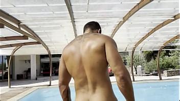 Orgía en la piscina XVIDEOS